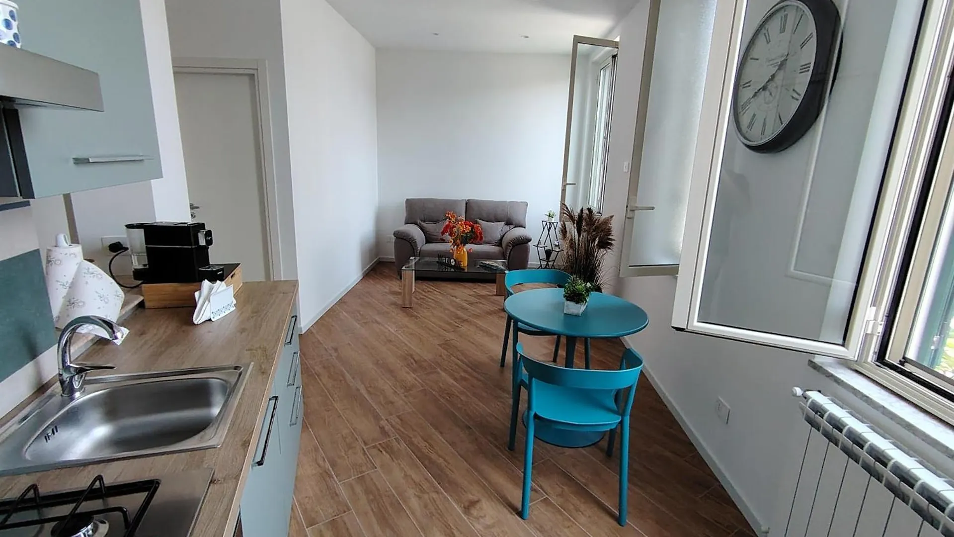 La Terrazza Del Sole Di Mondello Apartment Palermo Homestay