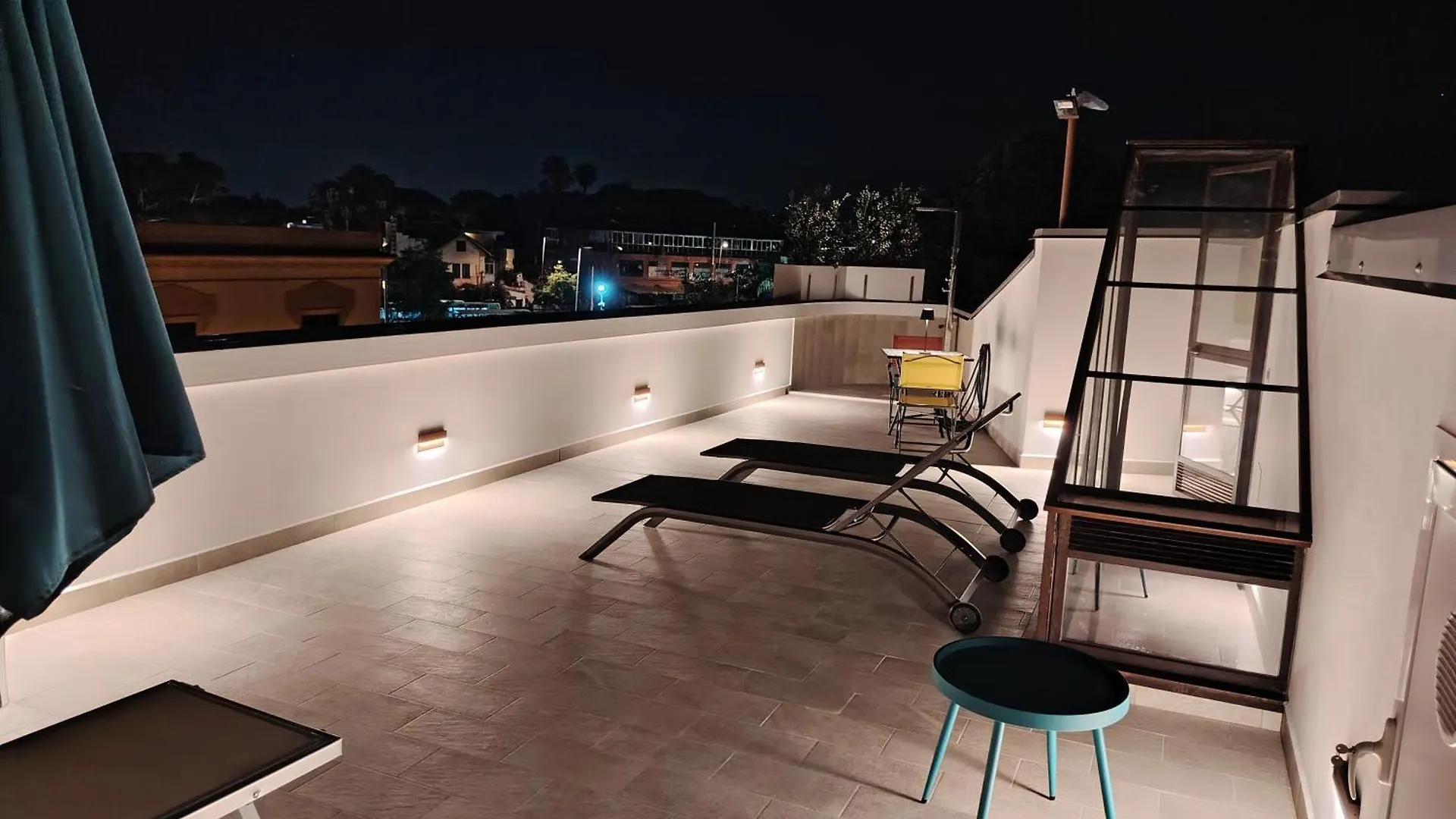 Appartamento La Terrazza Del Sole Di Mondello Palermo 0*,  Italia