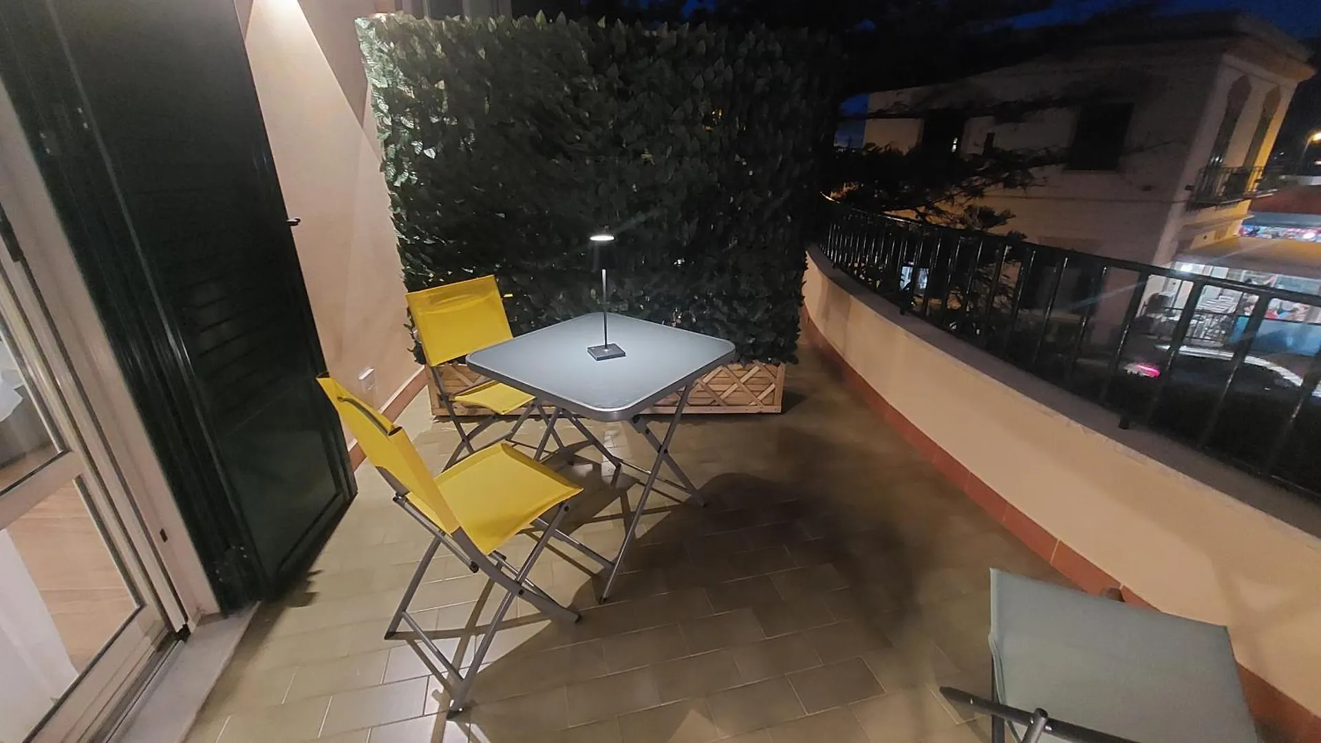 דירות פלרמו La Terrazza Del Sole Di Mondello איטליה