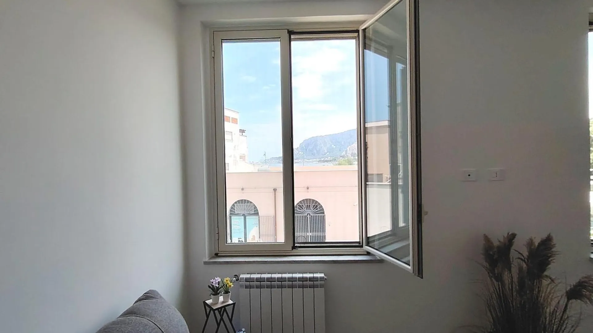 דירות פלרמו La Terrazza Del Sole Di Mondello 0*,