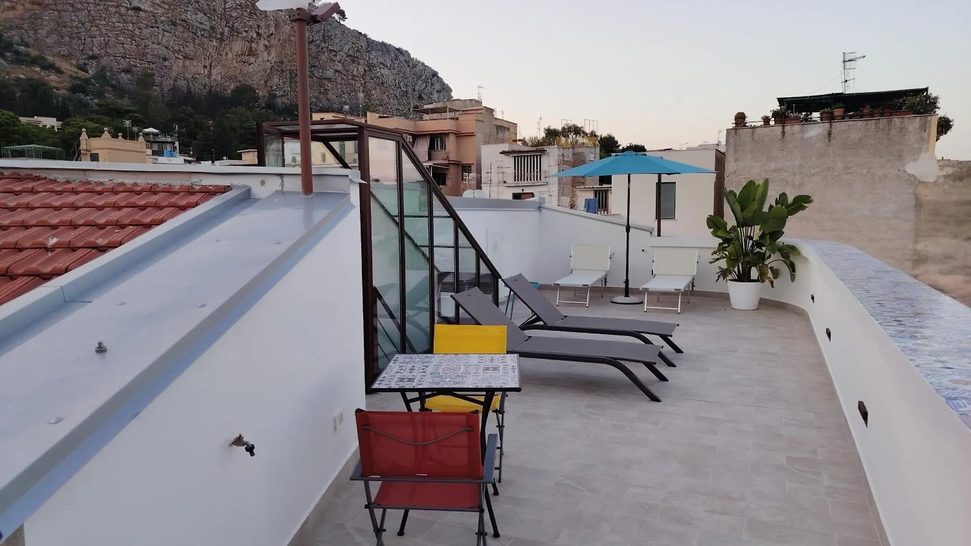 דירות פלרמו La Terrazza Del Sole Di Mondello 0*,