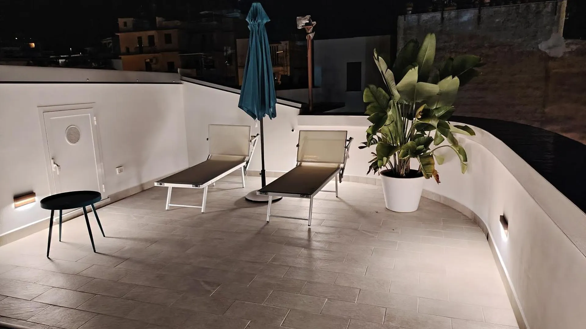 בית אירוח דירות פלרמו La Terrazza Del Sole Di Mondello